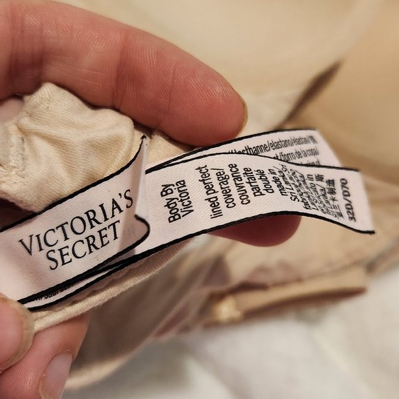 Body by Victoria Lined Perfect Coverage Bra - Picture 3 of 3